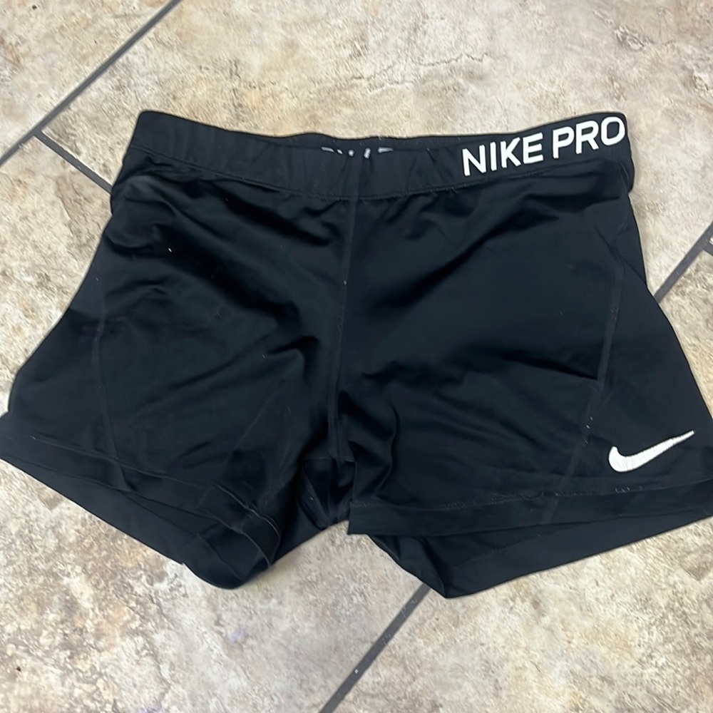 size XL nike pro spandex.